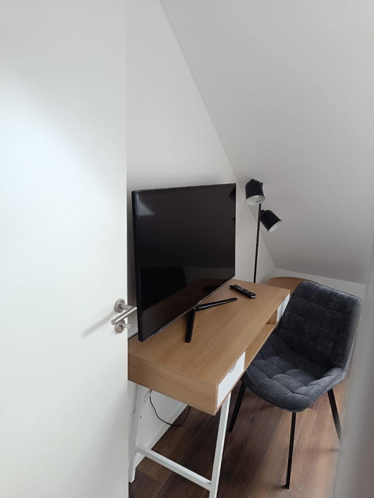 Moderne Ferienwohnung Fuer Familien Im Dachgeschoss Bosau Zewnętrze zdjęcie