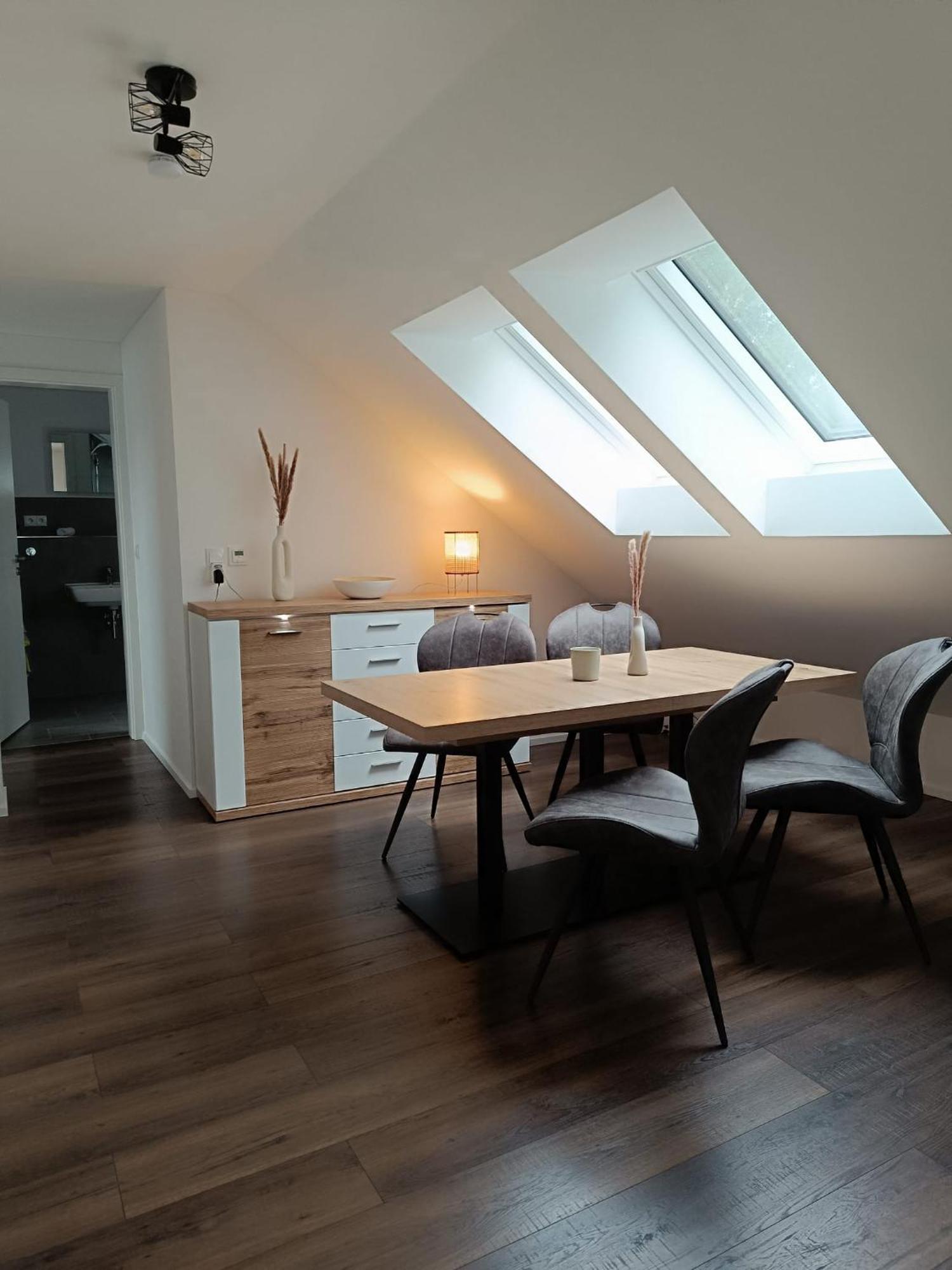 Moderne Ferienwohnung Fuer Familien Im Dachgeschoss Bosau Zewnętrze zdjęcie